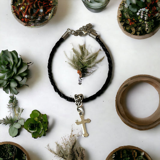 Braided bracelet with Cross