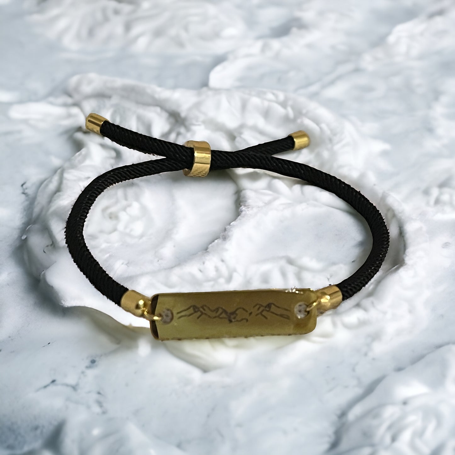 Mountain connector bracelet